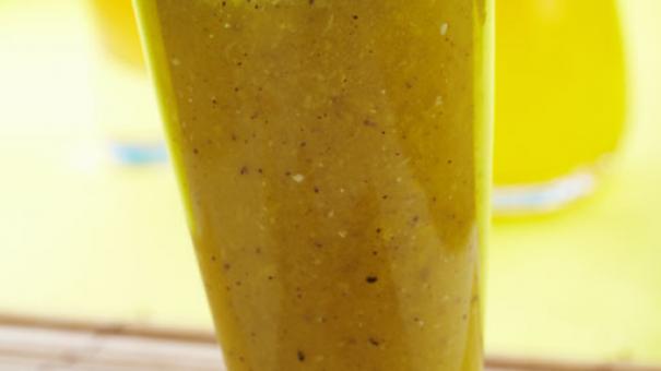 Jugo burbujeante de frutas