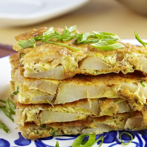 receta Tortilla española  con guisantes