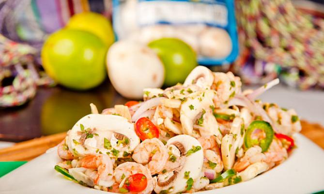 Ceviche de champiñones blancos setas de cuivá