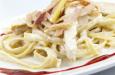 Tagliatelle en salsa bechamel con ... (RECETA)